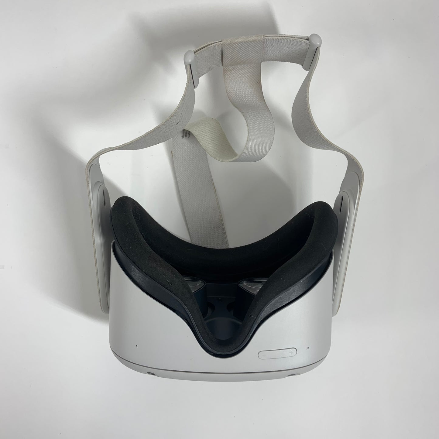 Meta Quest 2 64GB Standalone All-in-One VR Headset KW49CM