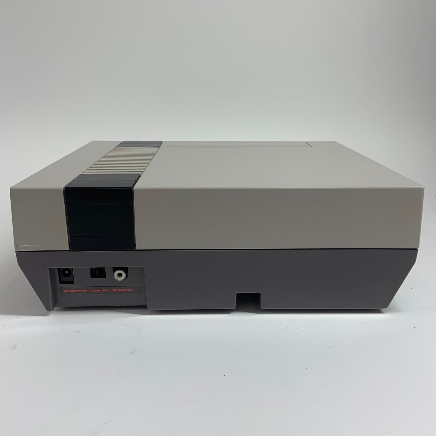 Nintendo Entertainment System NES Video Game Console NES-001 Gray