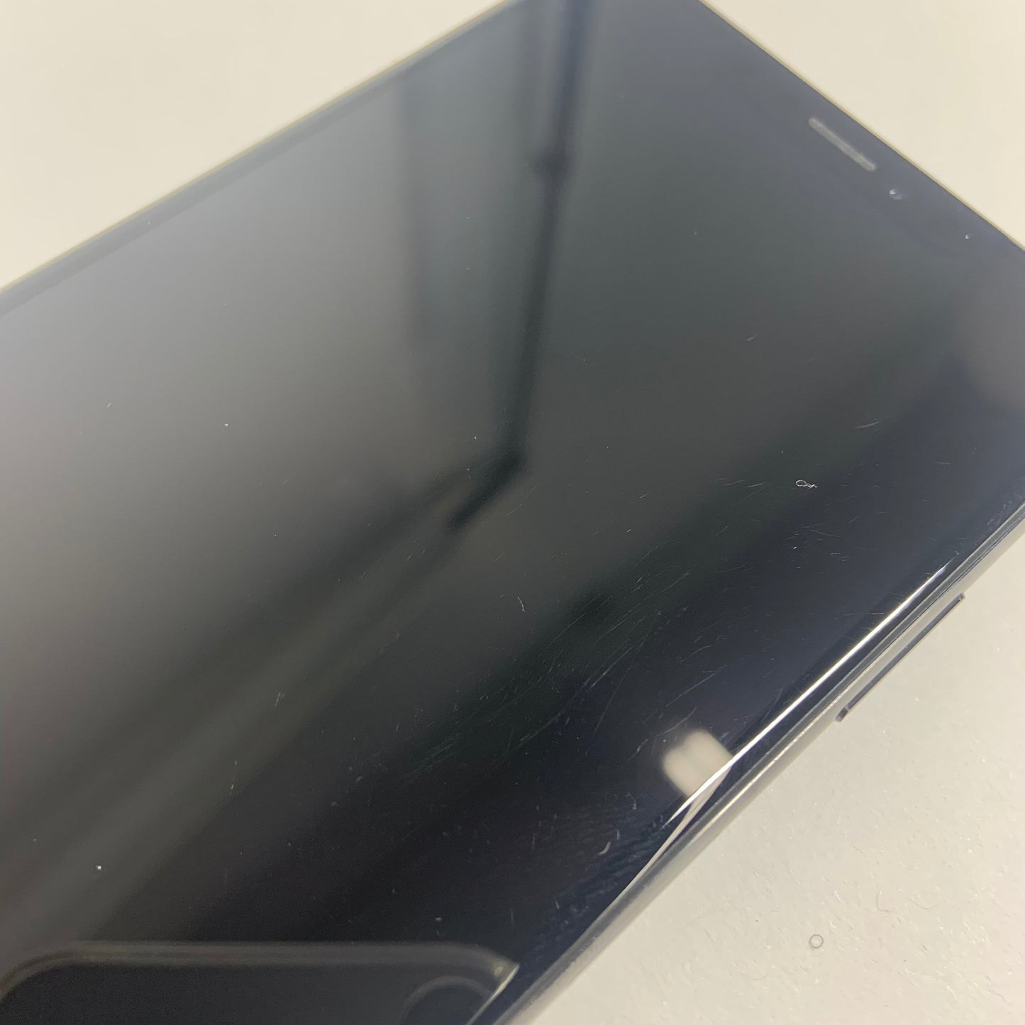 Unlocked Apple iPhone XS Max 256GB Space Gray MT6J2LL/A