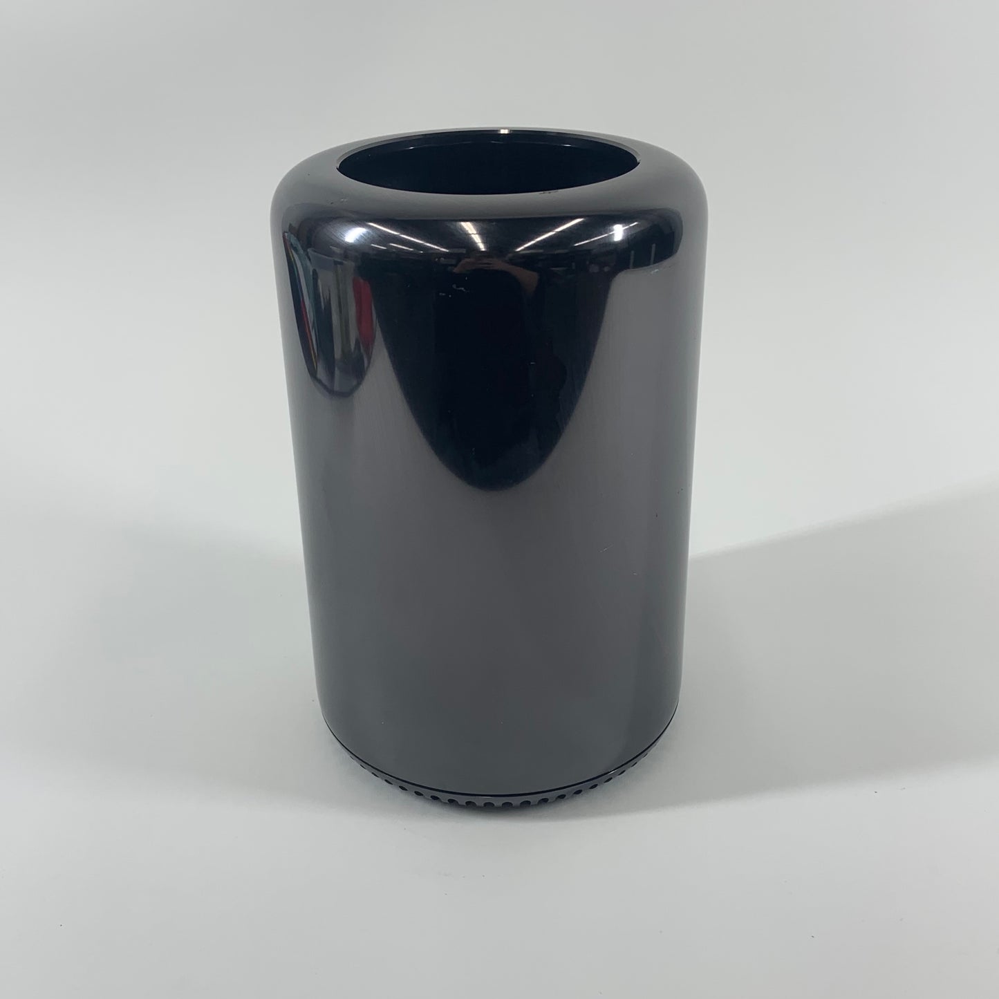 2013 Apple Mac Pro Xeon E5 2.7GHz 128GB RAM 2TB Fusion Drive Space Gray A1481