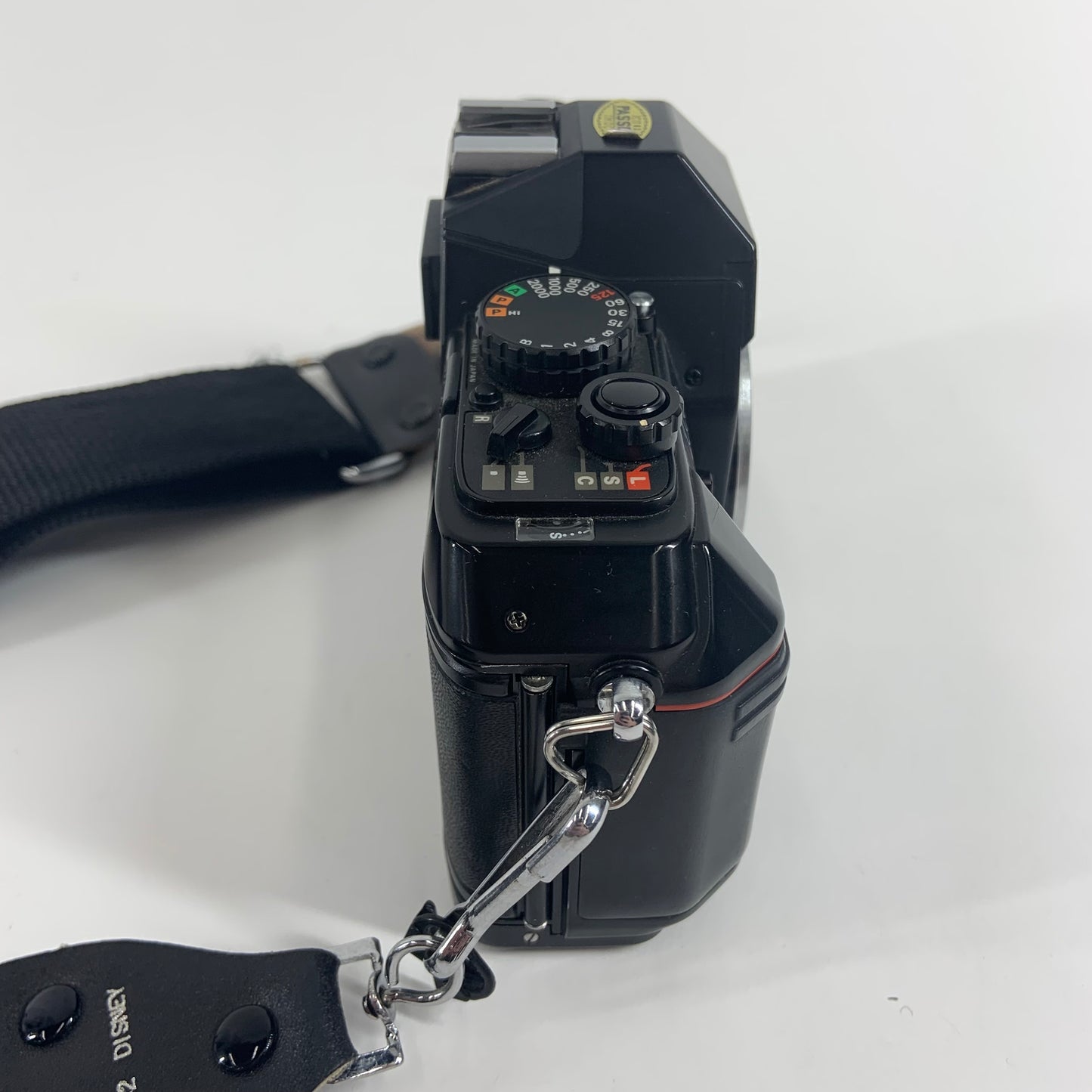 Nikon N2000 35MM Film Camera BUNDLE TESTED