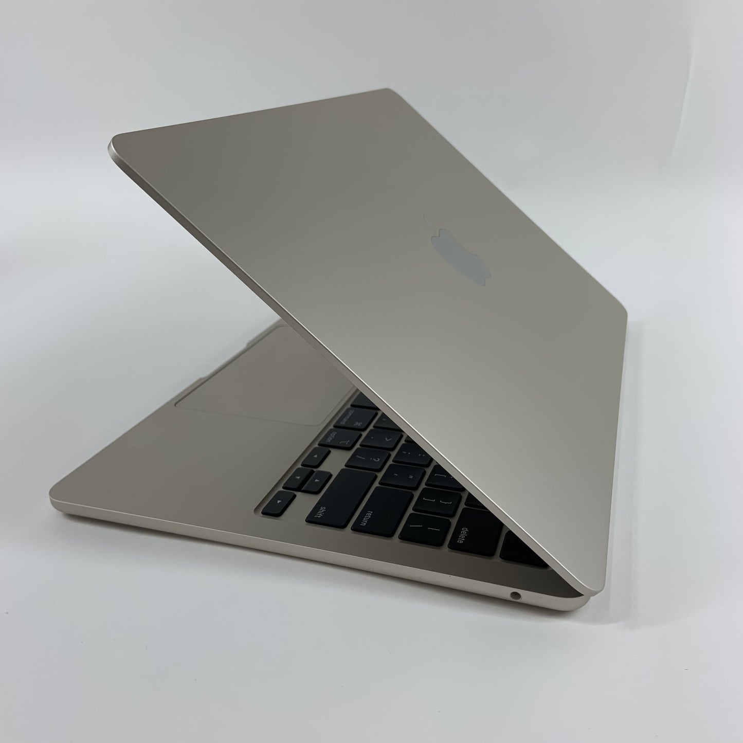 2025 Apple MacBook Air 15" M4 10 Core 4.5GHz 16GB RAM 512GB SSD MW103LL/A MINT 