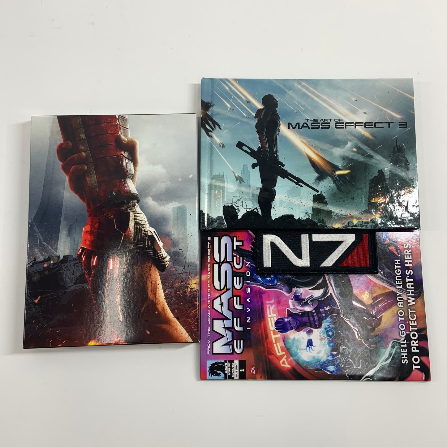 Mass Effect 3 [N7 Collector's Edition] (Microsoft Xbox 360, 2012)