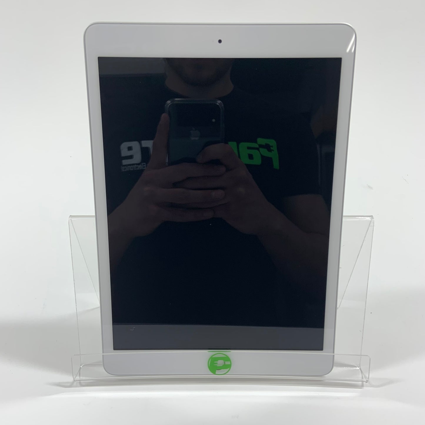 WiFi Only Apple iPad 7th Gen 128GB 18.3 SILVER MW782LL/A