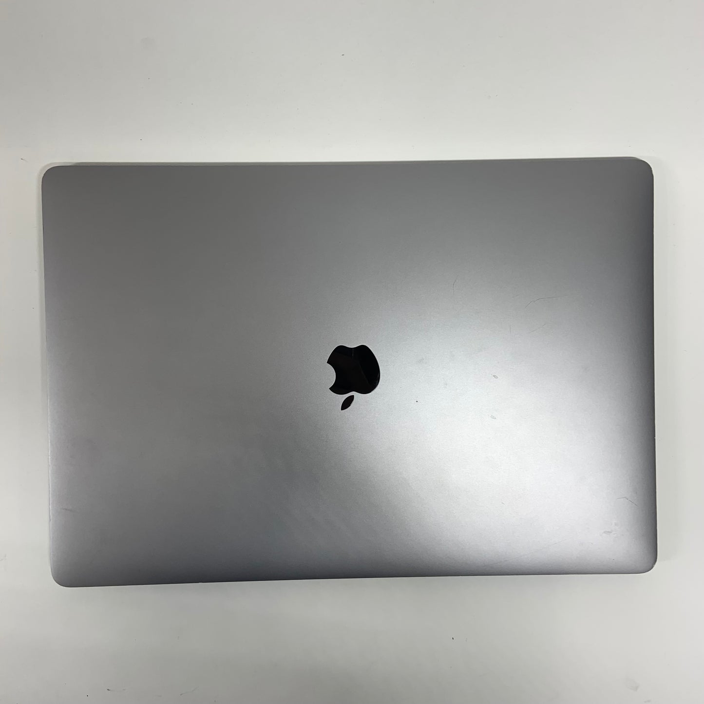 2019 Apple MacBook Pro 16" i7 2.6GHz 16GB RAM 512GB SSD Space Gray A2141