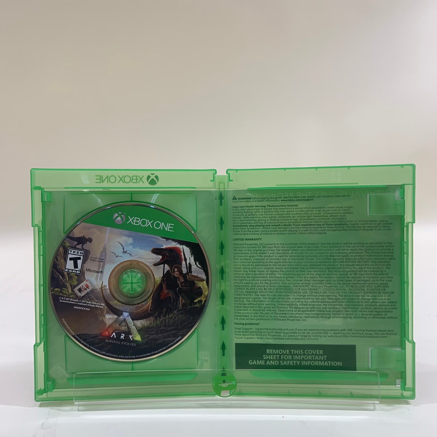 Ark Survival Evolved (Microsoft Xbox One, 2017)