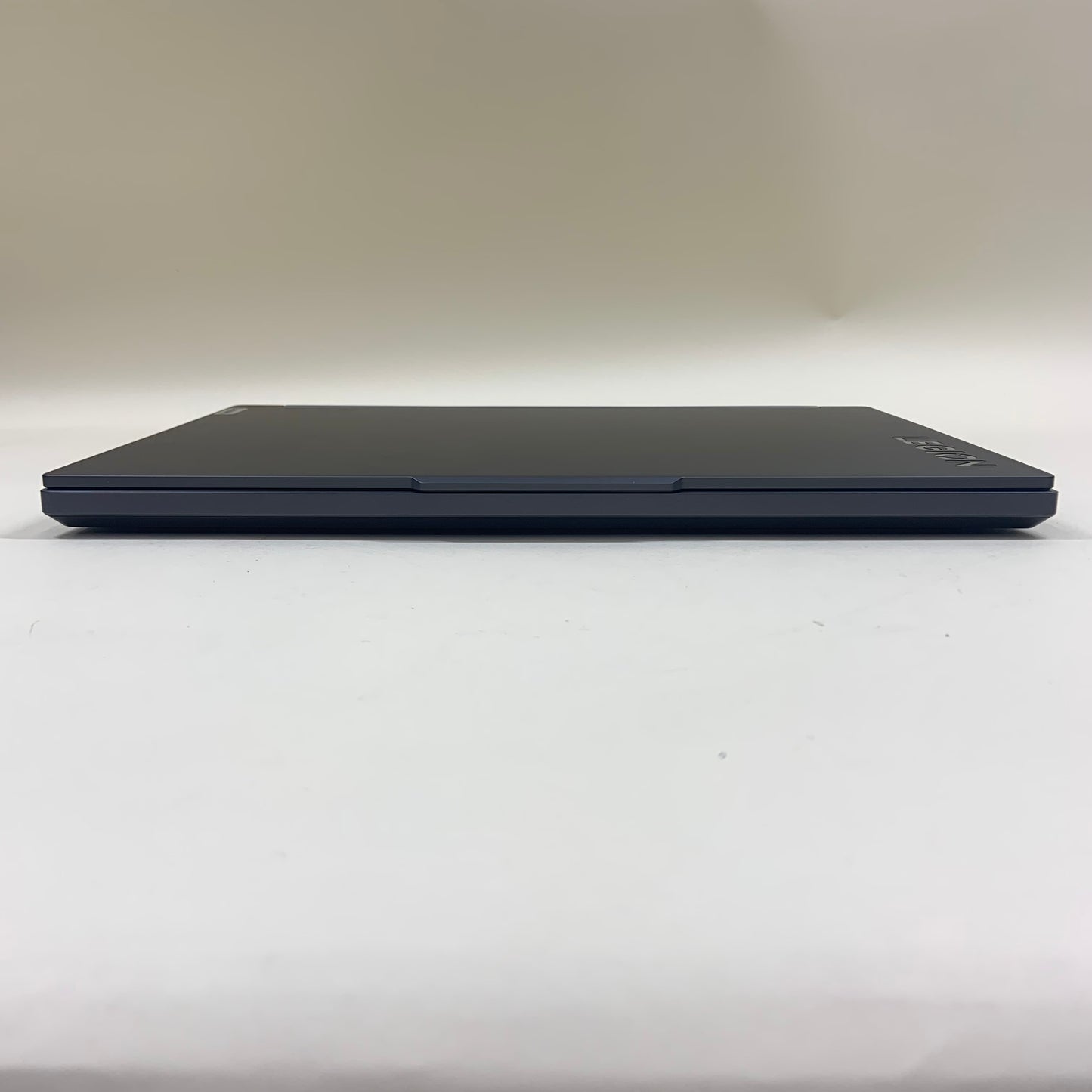 Lenovo Legion Slim 5 15.6" Ryzen 5 4.3GHz 16GB RAM 512GB SSD GeForce RTX 4060