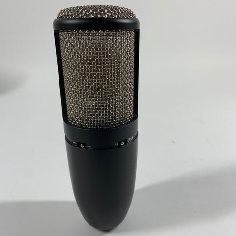 AKG P420 Condenser Microphone 