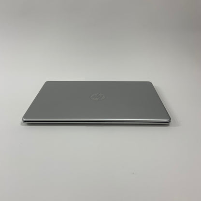 HP Laptop 15-dy2033nr 15.6" i7-1165G7 2.8GHz 8GB RAM 256GB SSD