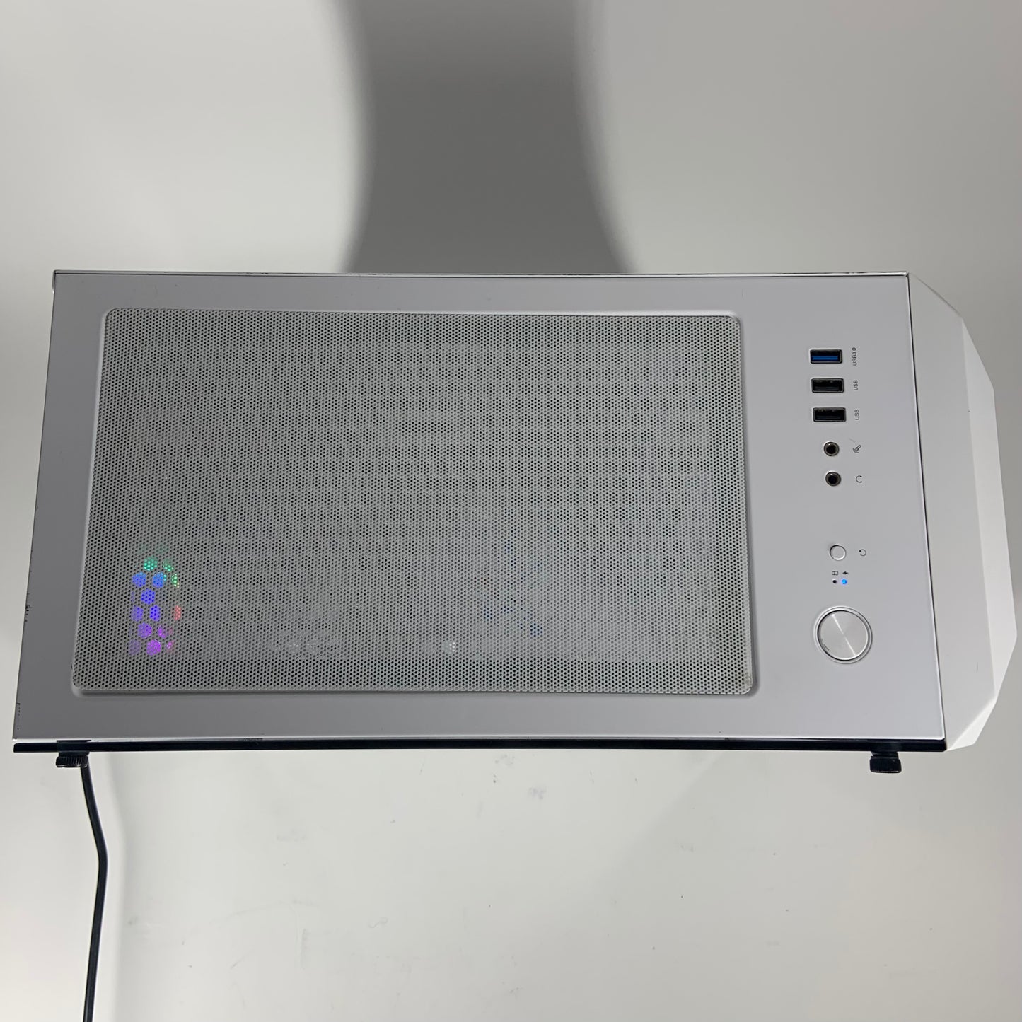 Custom White Micro-ATX RGB Gaming Ryzen 5 5600 GeForce RTX 3050 1TB SSD 16GB RAM Gaming PC