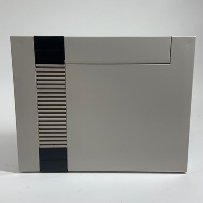 Nintendo Entertainment System NES Video Game Console NES-001 Gray