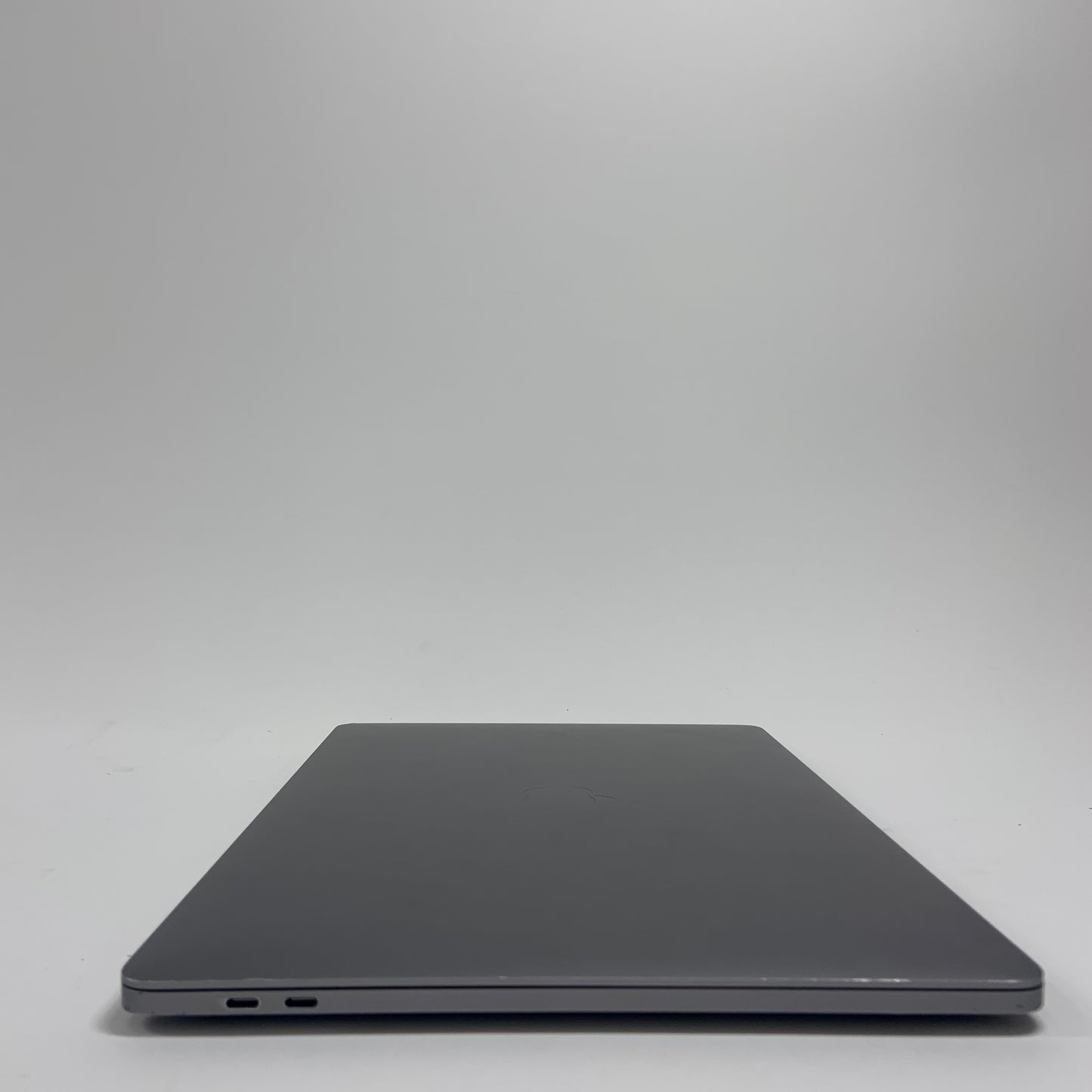 2019 Apple MacBook Pro 16" i7 2.6GHz 16GB RAM 512GB SSD Space Gray A2141