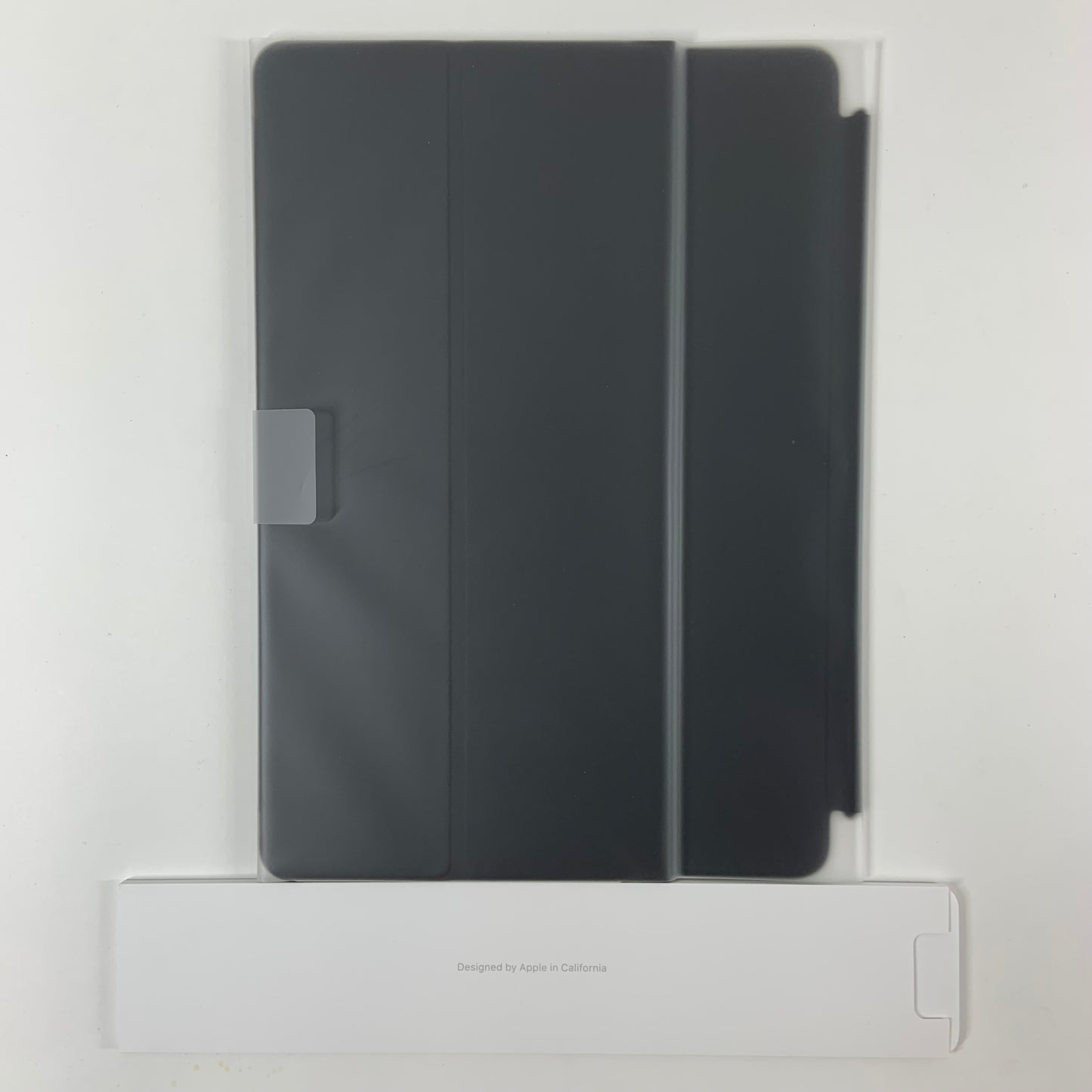 Lot of 4 New Apple Smart Keyboard for iPad Keyboard Folio Case Black A1829