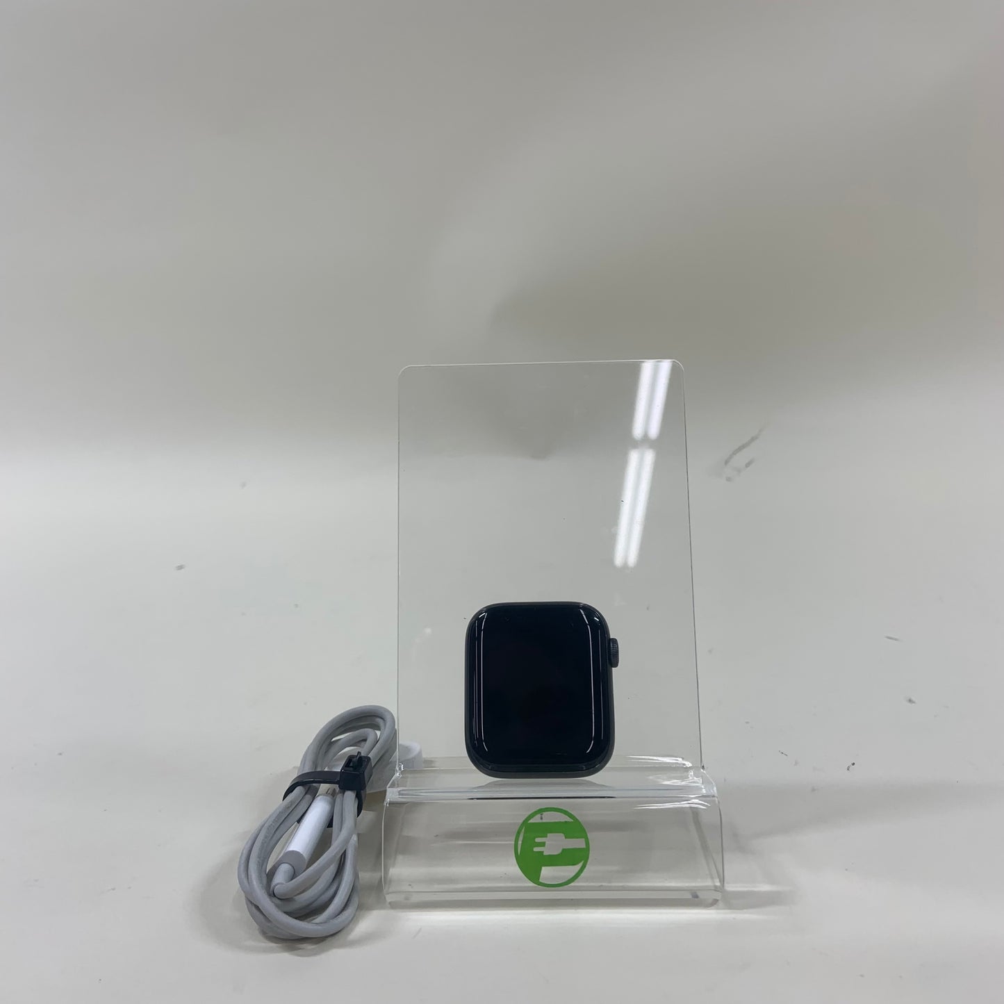 Unlocked Apple Watch SE 1st Gen 44MM Aluminum A2354