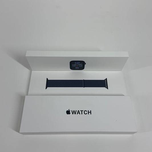 New GPS Only Apple Watch SE 2nd Gen 40MM Midnight Aluminum Midnight Sport Loop