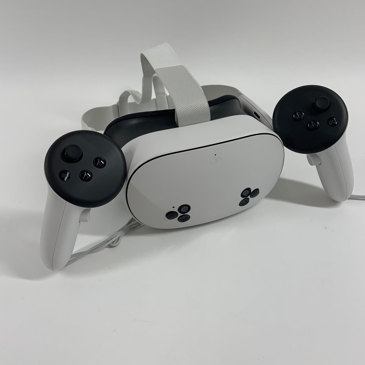 Meta Quest 3S 128GB Standalone All-in-One VR Headset P97