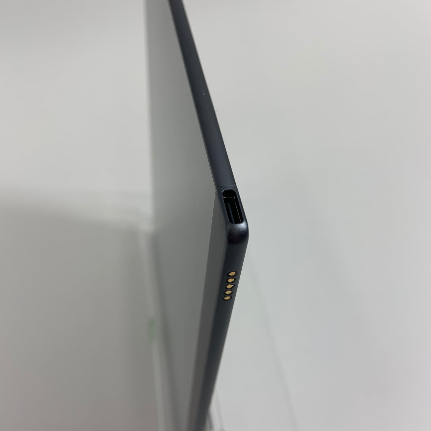 reMarkable 2 Paper Tablet 10.3" 8GB RM110 with Book Folio Case BUNDLE No Pen