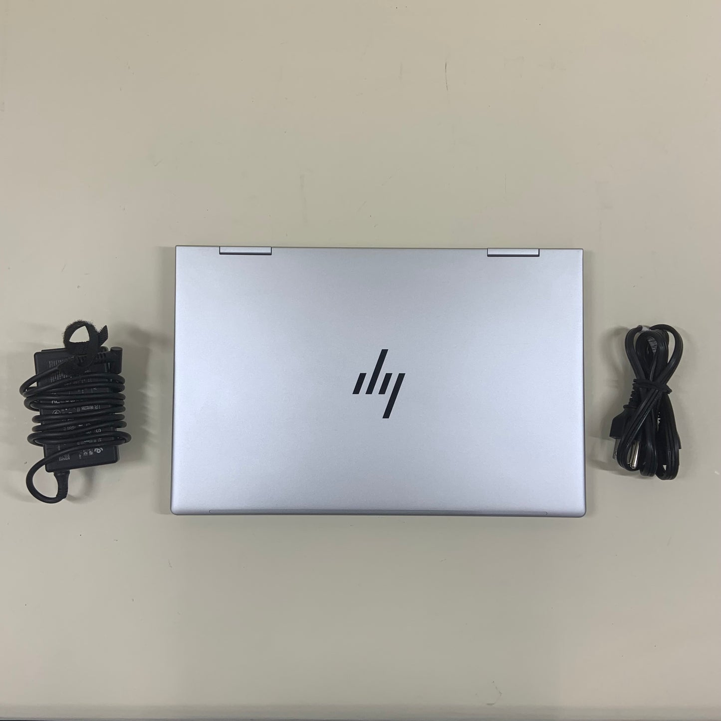 HP Envy x360 2-in-1 14" i7-1355U 1.7GHz 16GB RAM 1TB SSD