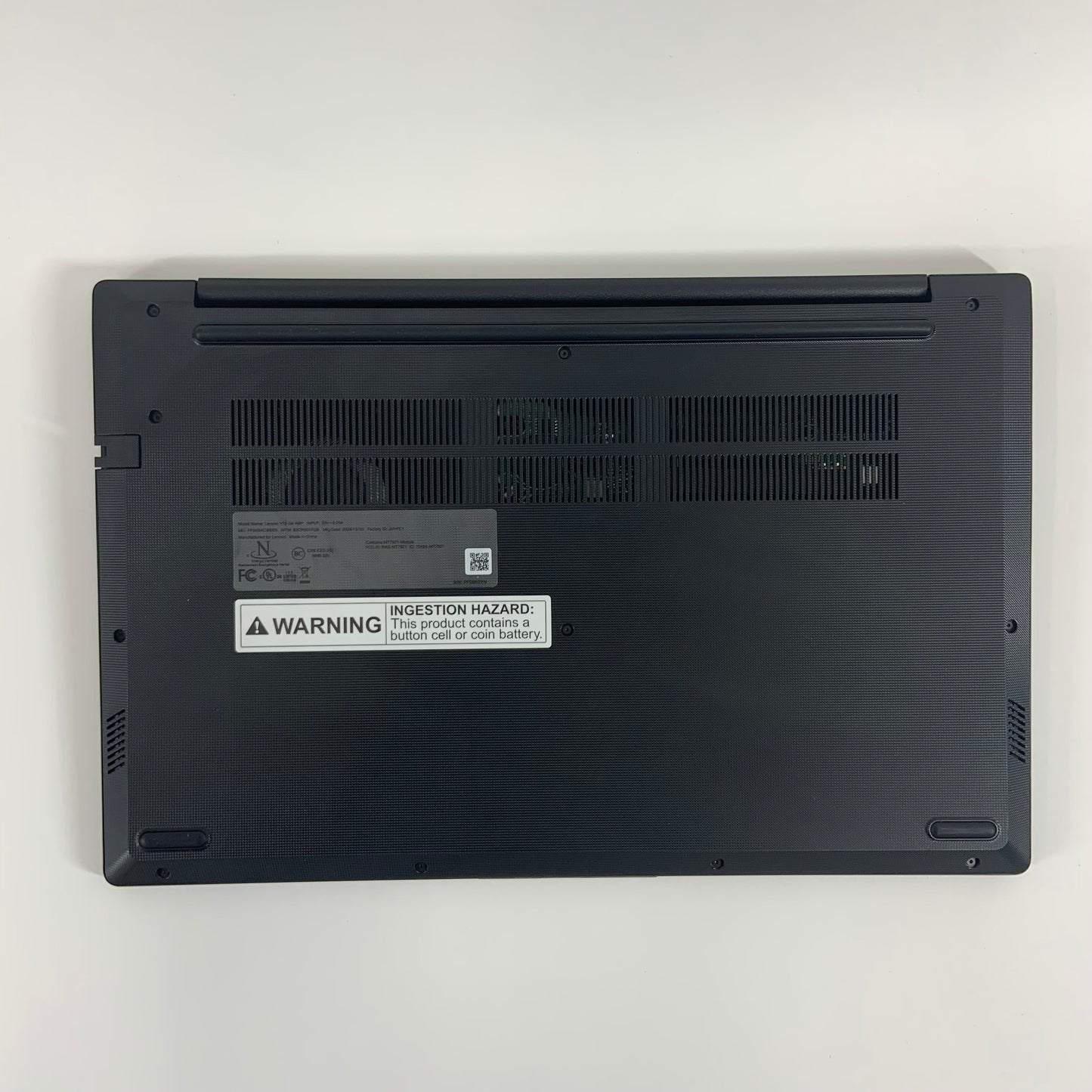 Lenovo V15 G4 ABP 15.6" Ryzen 5 7530U 2.0GHz 40GB RAM 2TB SSD WIN 11 PRO