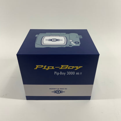 The Wand Company Pip-Boy 3000 Mk V Die-Cast Replica Vault 33 Figure WRC18423