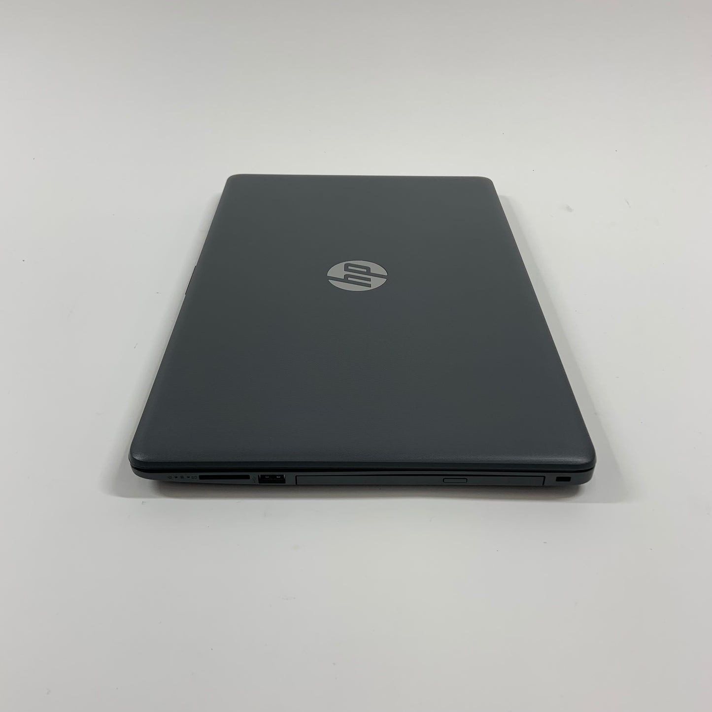 HP Notebook 15-db0072nr 15.6" AMD A9-9425 Radeon R5 3.7GHz 4GB RAM 1TB HDD