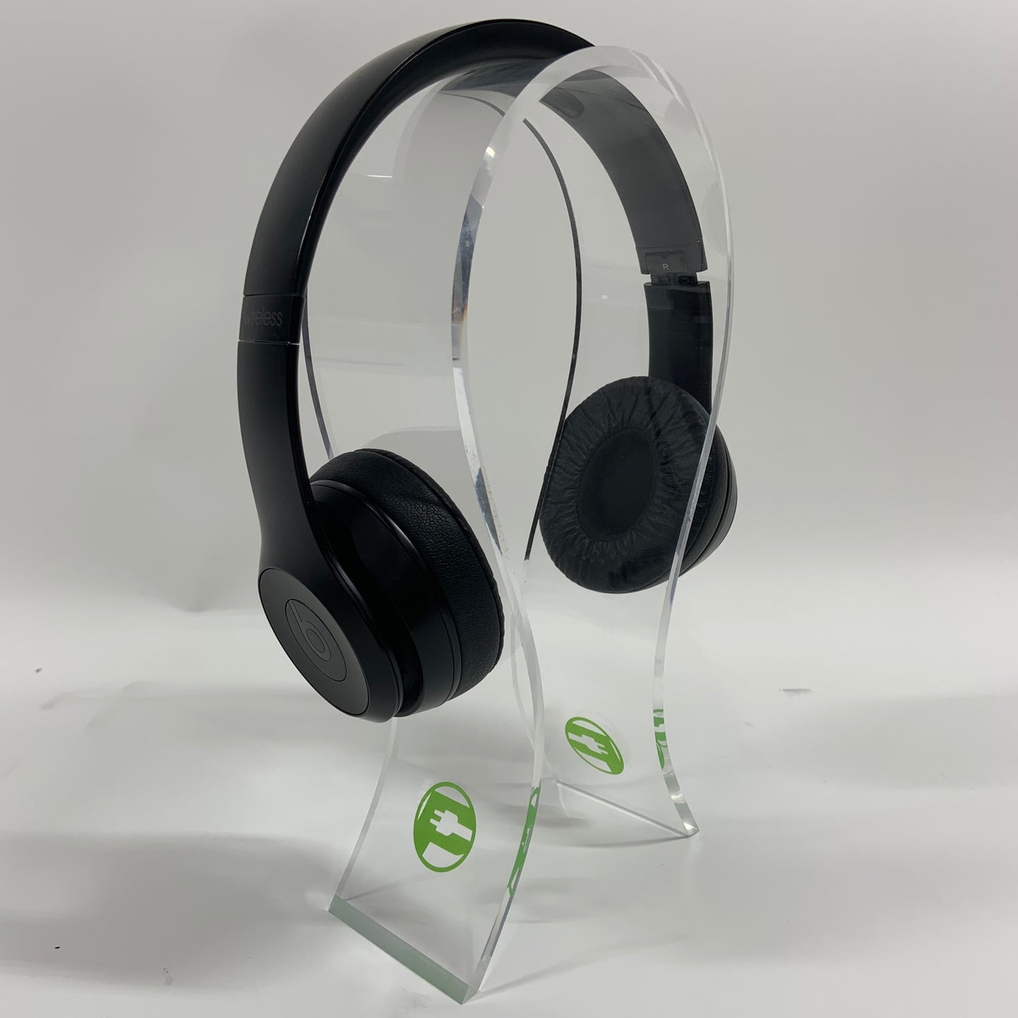 Beats Solo3 Wireless On-Ear Bluetooth Headphones -BROKEN HINGE