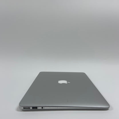 2017 Apple MacBook Air 13.3" i5 1.8GHz 8GB RAM 256GB SSD Silver A1466