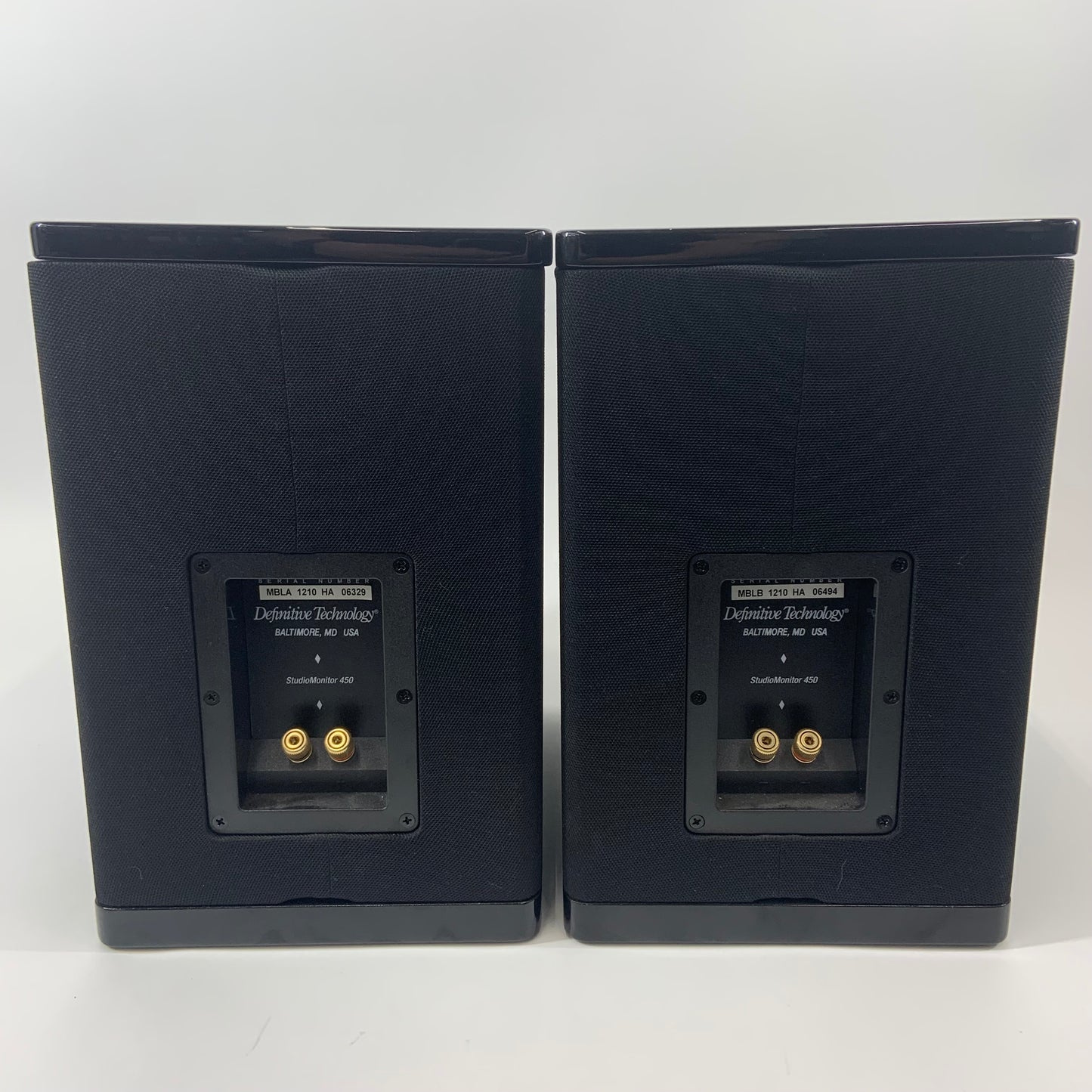 Definitive Technology StudioMonitor 450 Bookshelf Speakers Black High-Gloss PAIR