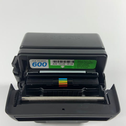 Polaroid CloseUp 636 Instant Camera / Film 