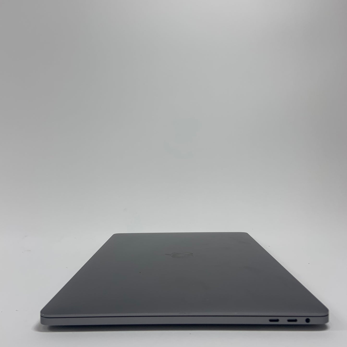 2019 Apple MacBook Pro 16" i9 2.4GHz 64GB RAM 1TB SSD Space Gray A2141