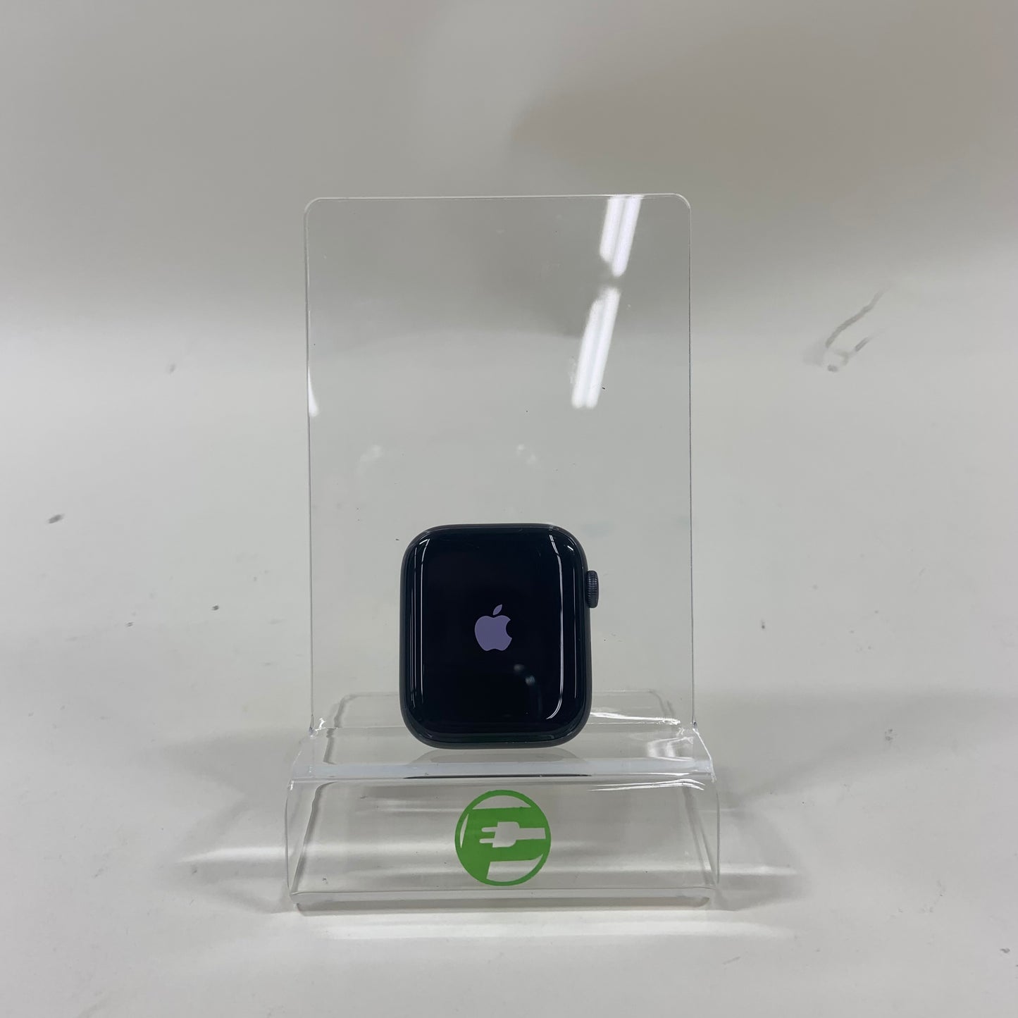 Unlocked Apple Watch SE 1st Gen 44MM Aluminum A2354