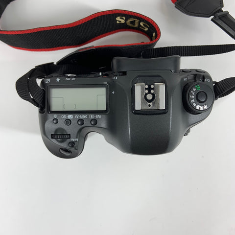 Canon EOS 5DS Digital SLR DSLR Camera 50.6 MP