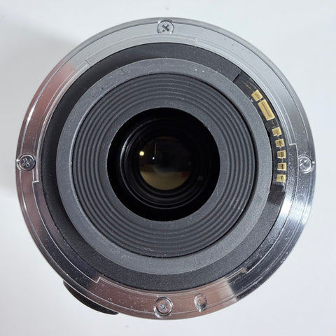 Canon EF-S 10-22mm f/3.5-4.5 10-22mm f/3.5-4.5 USM Auto & Manual Lens