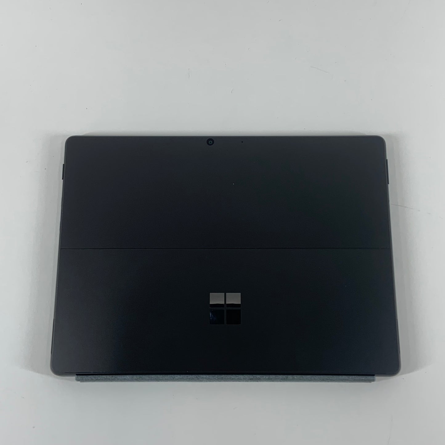 Microsoft Surface Pro 8 1983 13" i5-1135G7 2.4GHz 8GB RAM 256GB SSD BUNDLE