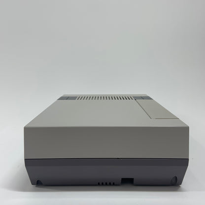Nintendo Entertainment System NES Video Game Console NES-001 Gray