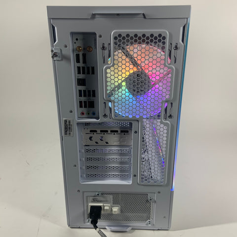 LIAN LI White PC Ryzen 7 9700X 32GB DDR5 3TB SSD Zotac GeForce RTX 5070