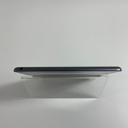 WiFi Only Apple iPad 9th Gen 64GB 17.5.1 Space gray MK2K3LL/A