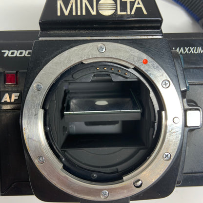 VINTAGE Minolta 7000 MAXXUM 35MM Film Camera BODY ONLY