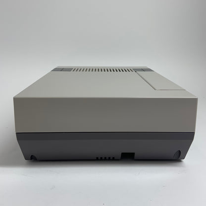Nintendo Entertainment System NES Video Game Console NES-001 Gray