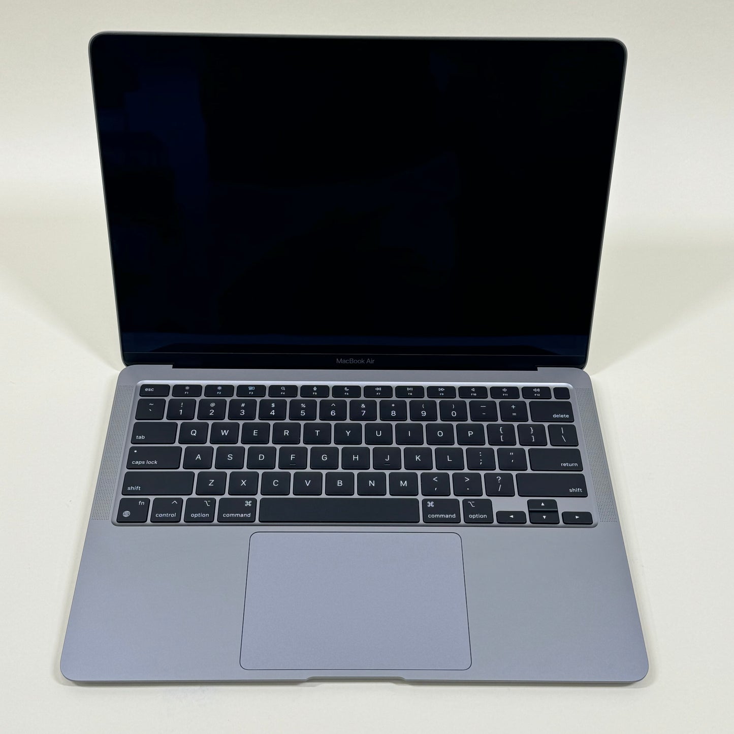 Apple MacBook Air 13.3" M1 3.2GHz 8GB RAM 256GB Macintosh HD Silver