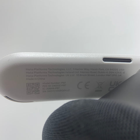 Meta Quest 3S 128GB VR System SK-1000926-01