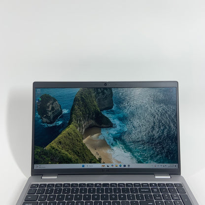 Dell Latitude 5540 15.6" i7-1370P 5.2GHz 16GB RAM 256GB SSD EXCELLENT BATT