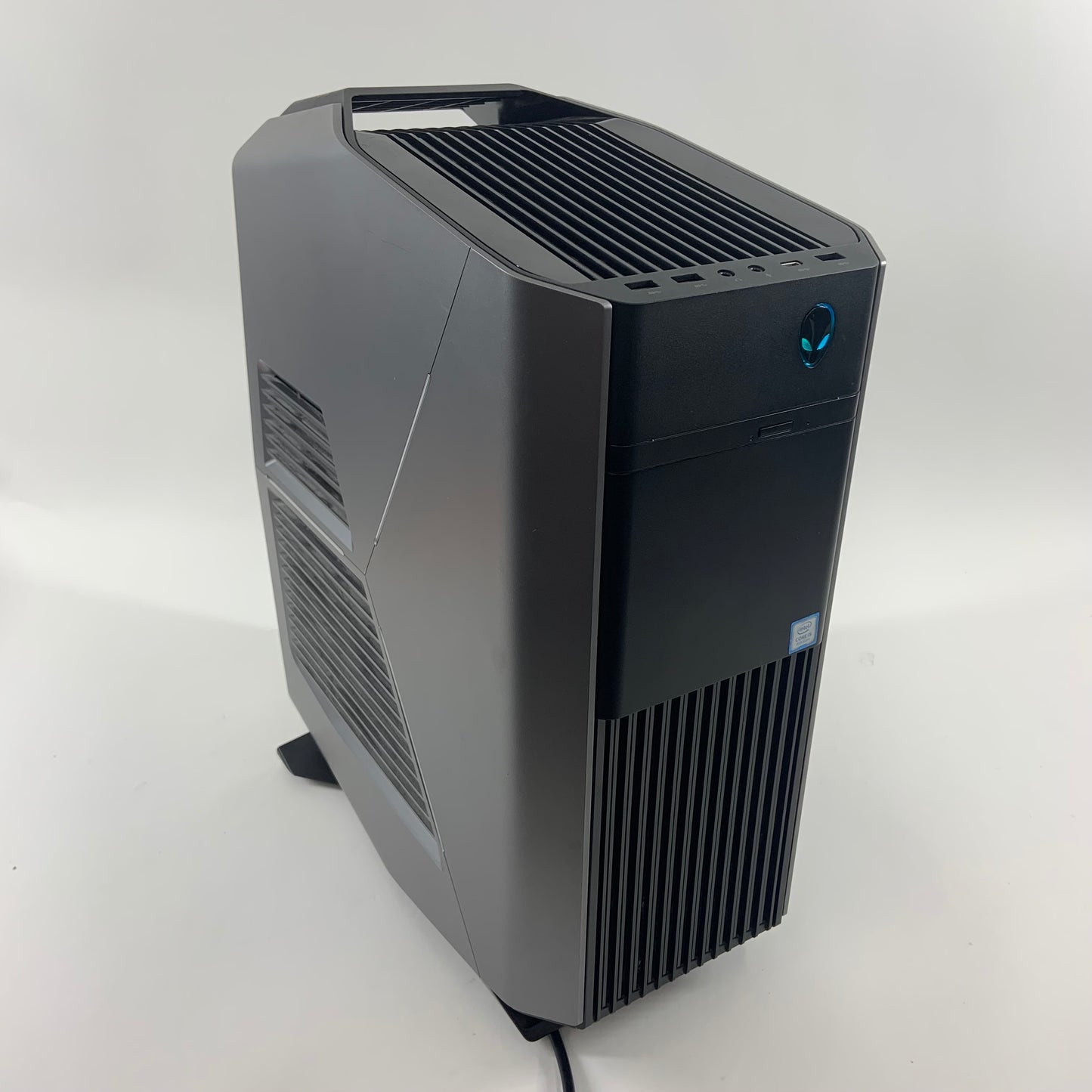 Alienware Aurora R7 i5-8400 NVIDIA GTX 1070 Ti 16GB RAM 128GB SSD 1TB HDD