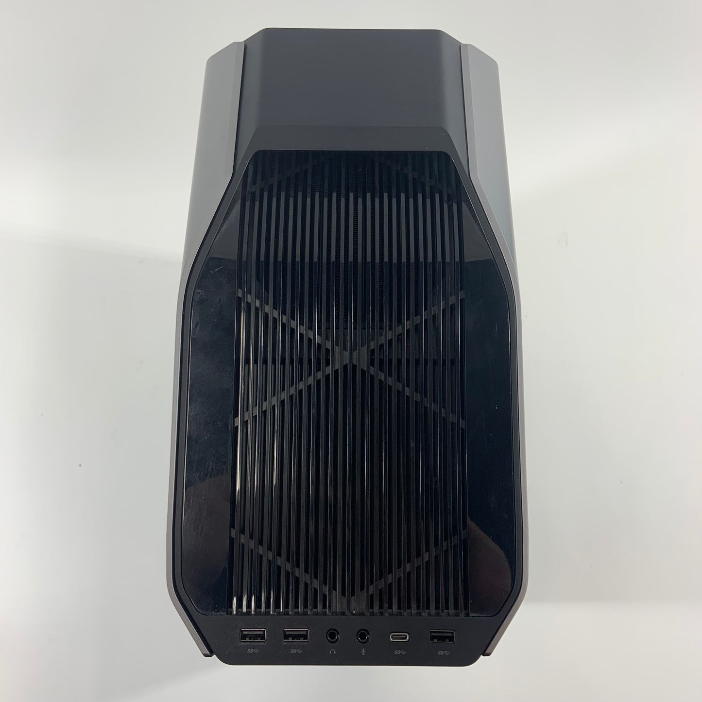 Alienware Aurora R7 i5-8400 NVIDIA GTX 1070 Ti 16GB RAM 128GB SSD 1TB HDD