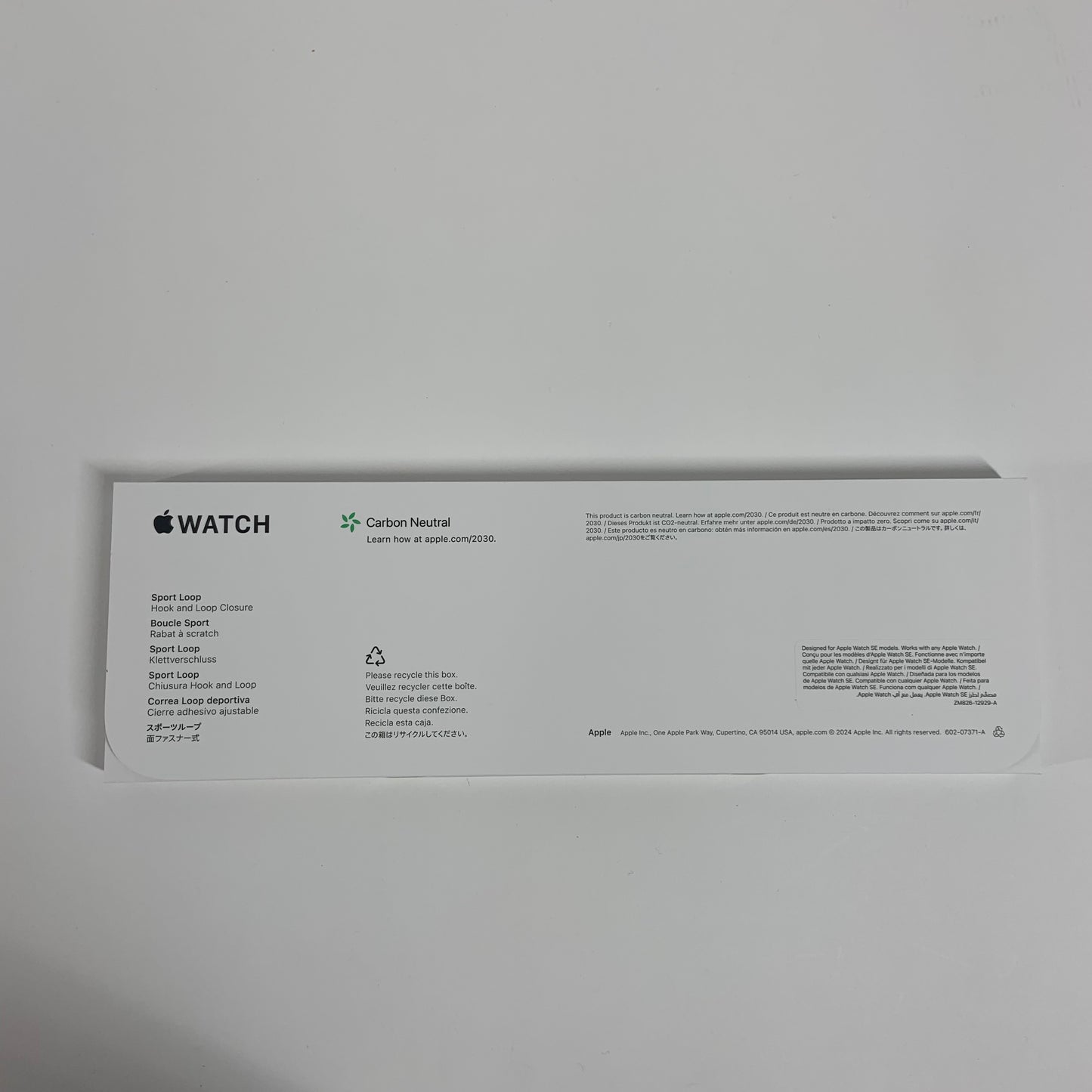 New GPS Only Apple Watch SE 2nd Gen 40MM Midnight Aluminum Midnight Sport Loop