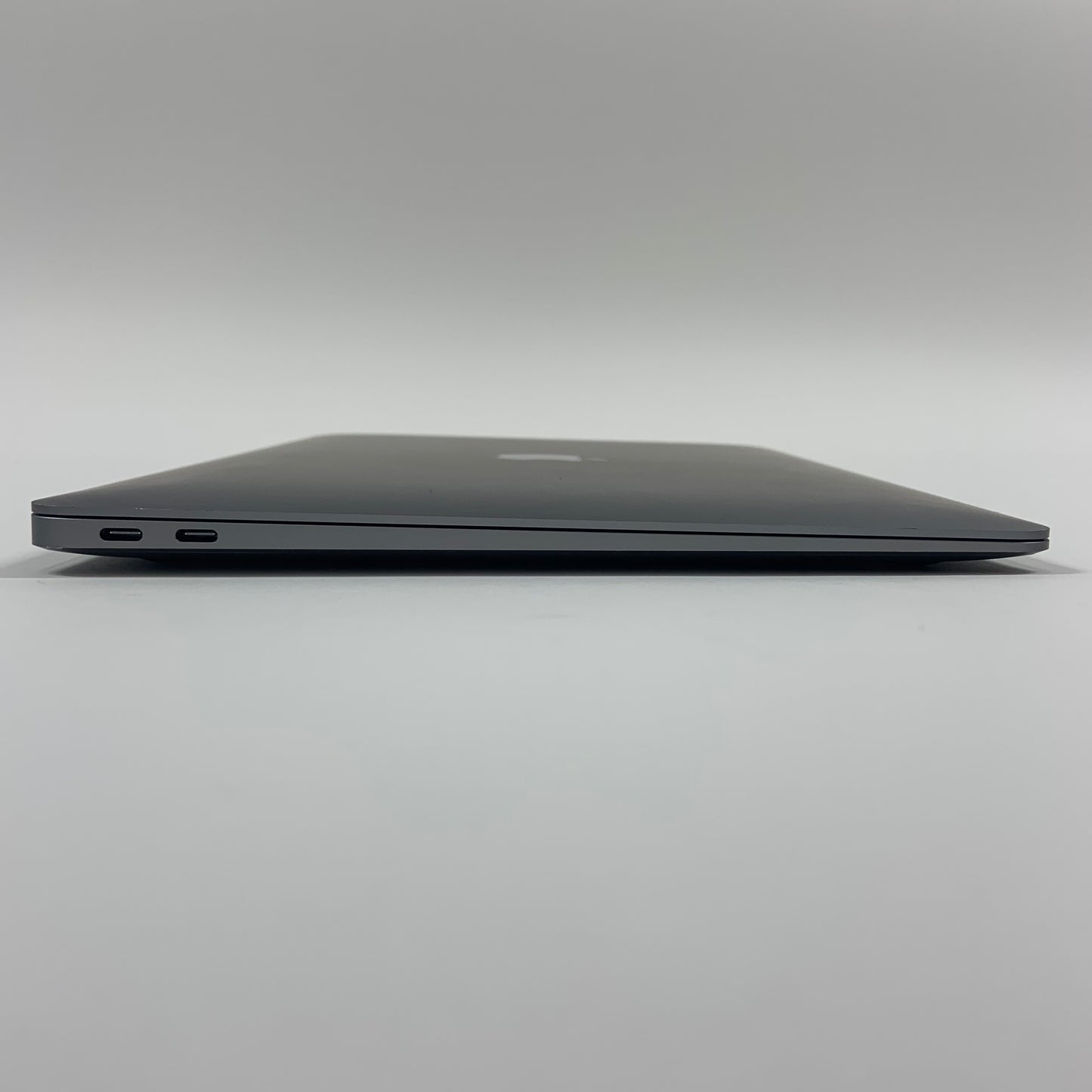 2020 Apple MacBook Air 13.3" M1 8C GPU 3.2GHz 8GB RAM 256GB SSD A2337