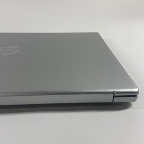 HP Pavilion 15-FC0237NR 15.6" Ryzen 7 5825U 2.0GHz 8GB RAM 512GB SSD