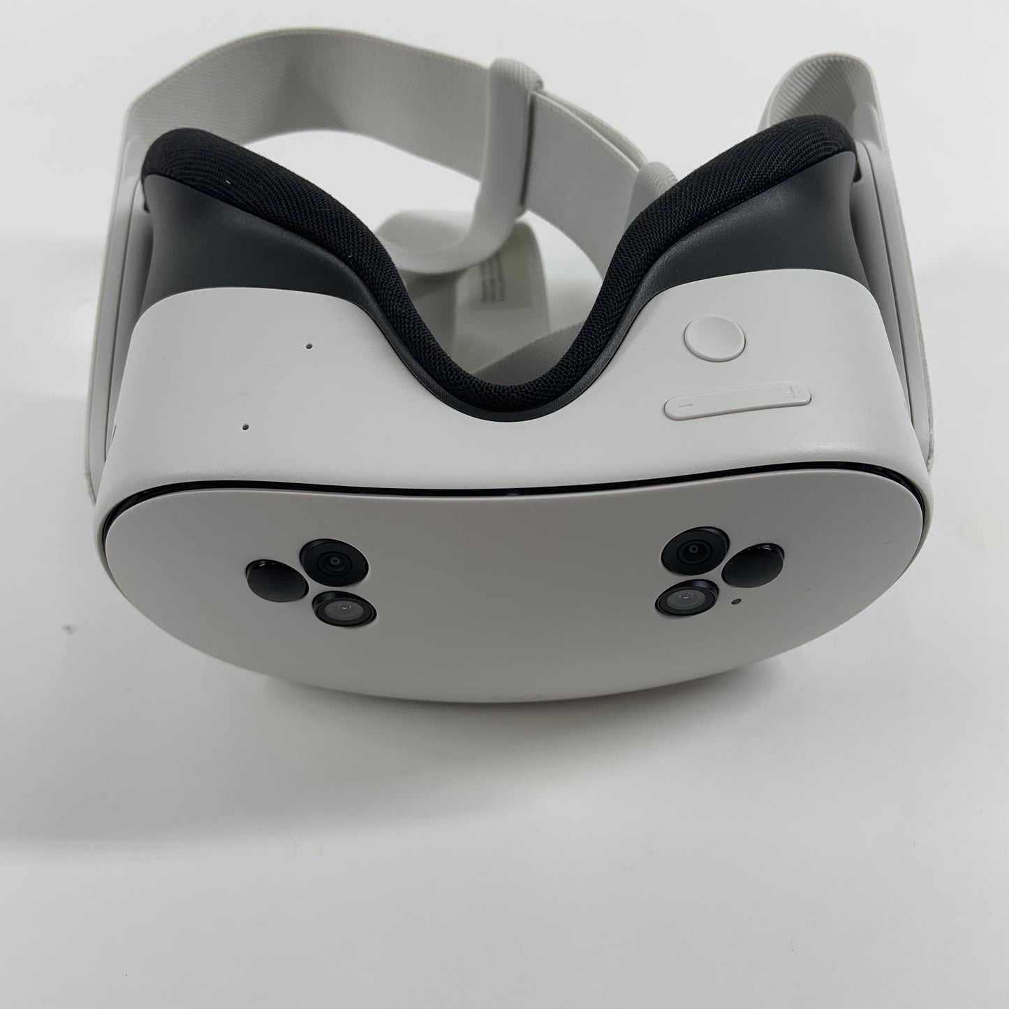 Meta Quest 3S 128GB Standalone All-in-One VR Headset P97