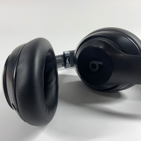 Beats Studio Pro Wireless Over-Ear Bluetooth Headphones Black A2924