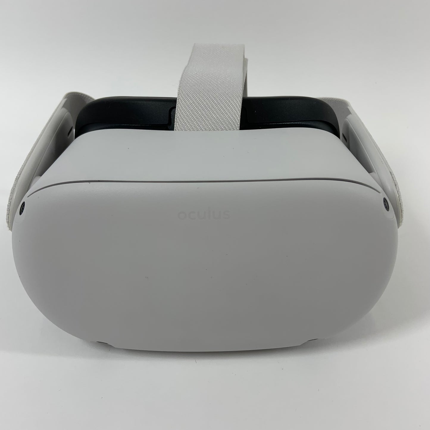 Oculus Quest 2 256GB Standalone All-in-One VR Headset KW49CM With Carry Case